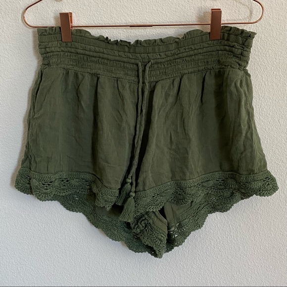 Aerie Hunter Green Cotton Viscose Elastic Shorts - M - EUC - Picture 1 of 7
